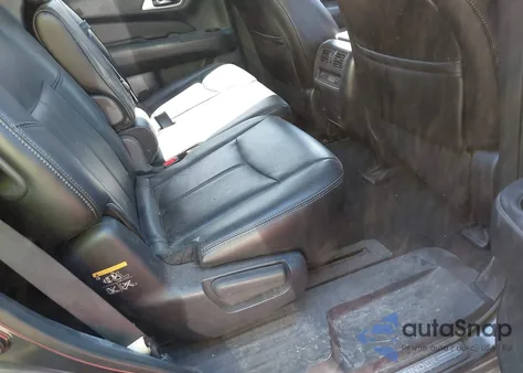 2014 Nissan Pathfinder Sl z USA, uszkodzony, nr VIN 5N1AR2MMXEC639152